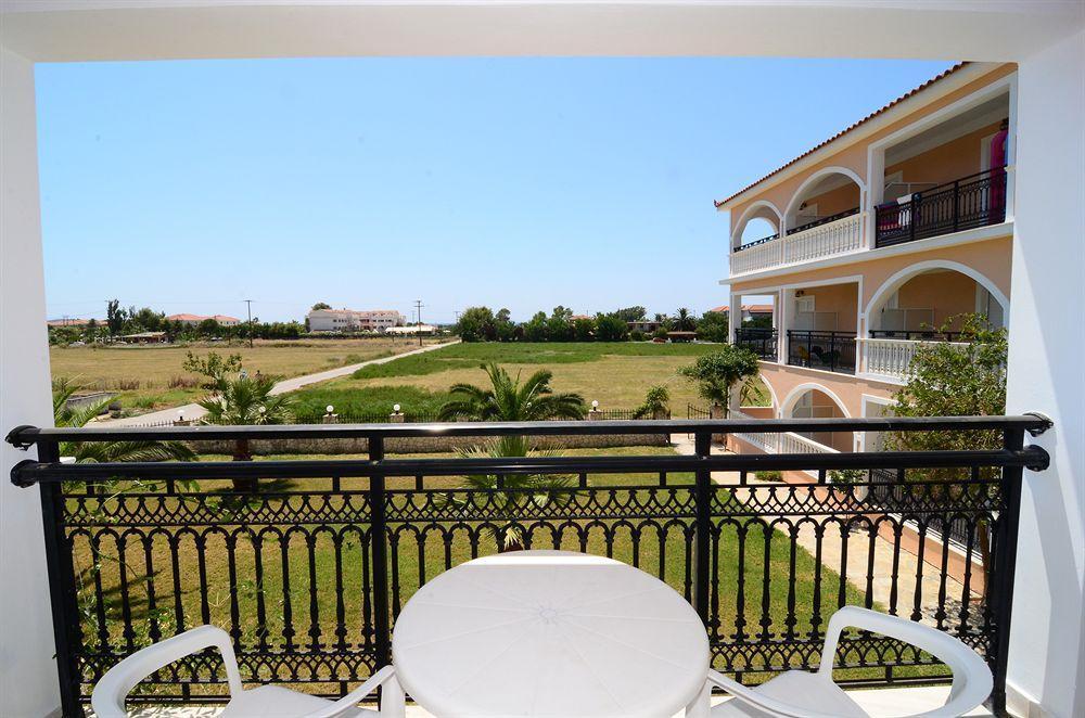 Athina Apartments ไซคิย์นธอสทาวน์ ภายนอก รูปภาพ