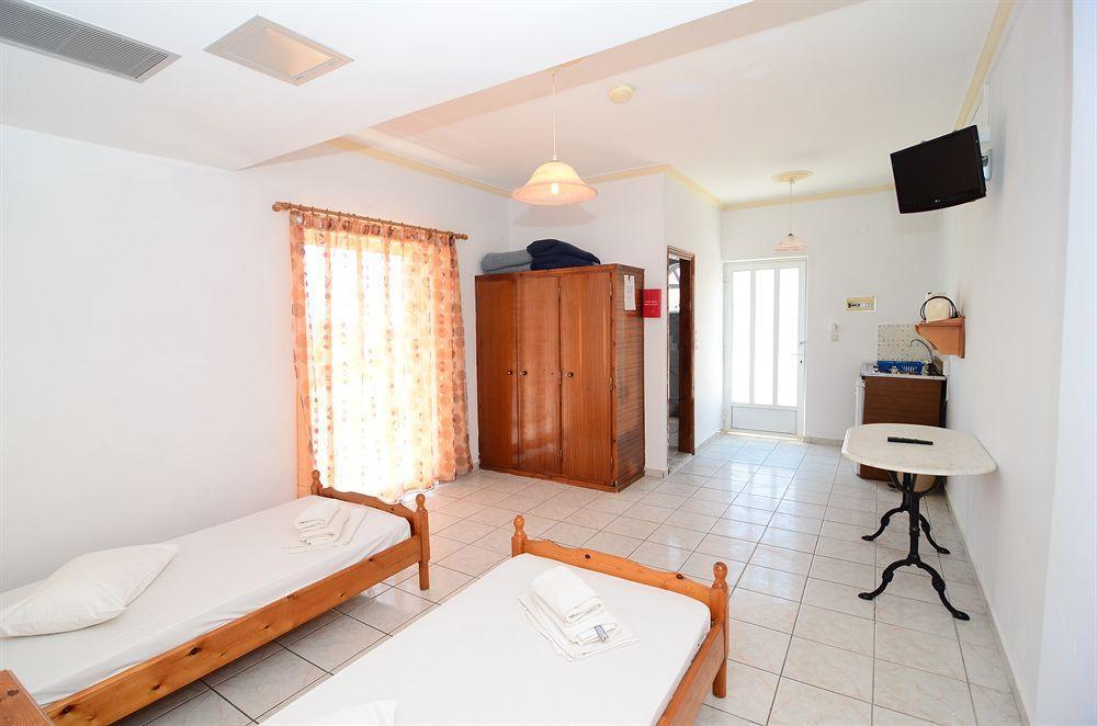 Athina Apartments ไซคิย์นธอสทาวน์ ภายนอก รูปภาพ