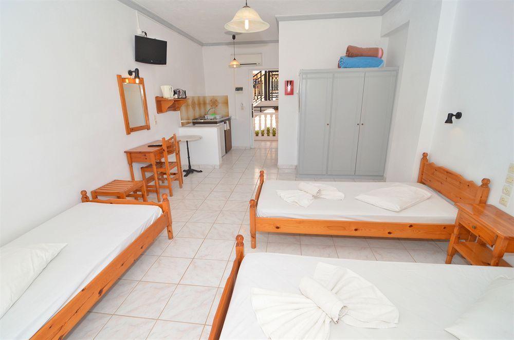 Athina Apartments ไซคิย์นธอสทาวน์ ภายนอก รูปภาพ