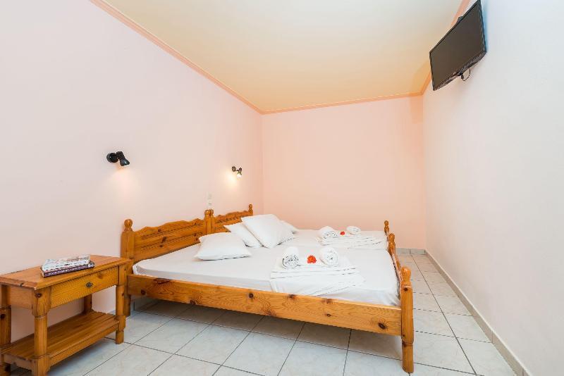 Athina Apartments ไซคิย์นธอสทาวน์ ภายนอก รูปภาพ